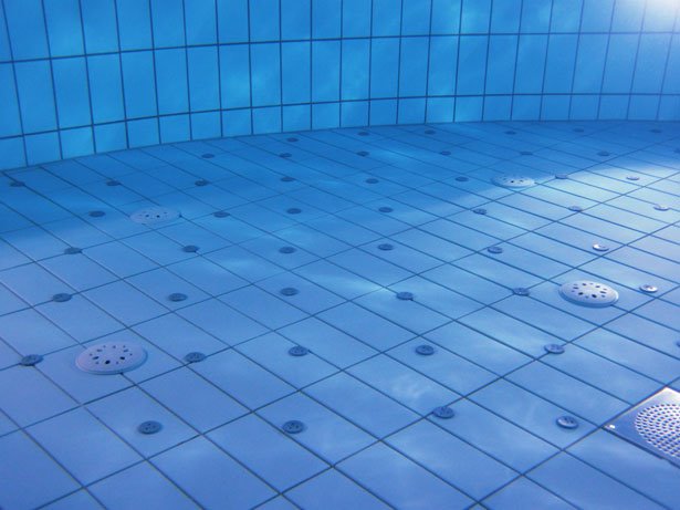 piscina_qsr.jpg